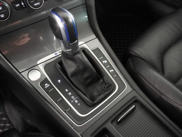 Синий Фольксваген Гольф, объемом двигателя 0 л и пробегом 87 тыс. км за 7999 $, фото 5 на Automoto.ua