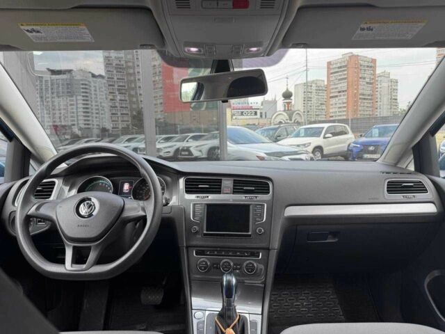 Синий Фольксваген Гольф, объемом двигателя 0 л и пробегом 128 тыс. км за 7990 $, фото 12 на Automoto.ua