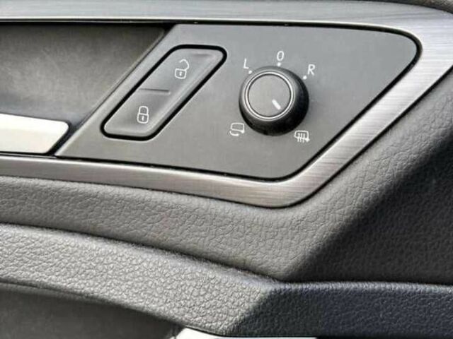 Синій Фольксваген Гольф, об'ємом двигуна 0 л та пробігом 165 тис. км за 8600 $, фото 17 на Automoto.ua