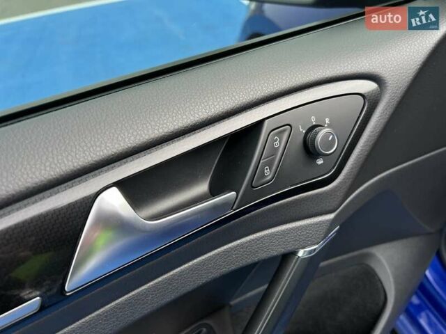 Синий Фольксваген Гольф, объемом двигателя 1.98 л и пробегом 41 тыс. км за 37777 $, фото 26 на Automoto.ua