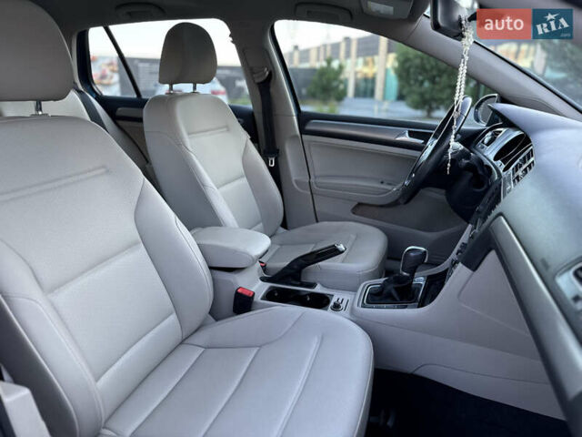 Синий Фольксваген Гольф, объемом двигателя 1.8 л и пробегом 92 тыс. км за 13500 $, фото 16 на Automoto.ua