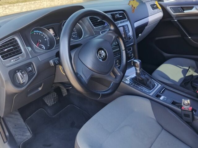 Синий Фольксваген Гольф, объемом двигателя 0 л и пробегом 98 тыс. км за 9500 $, фото 7 на Automoto.ua