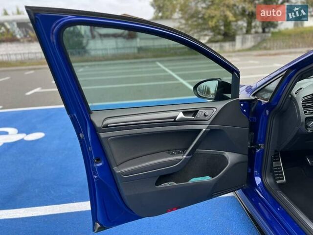 Синий Фольксваген Гольф, объемом двигателя 1.98 л и пробегом 41 тыс. км за 37777 $, фото 23 на Automoto.ua