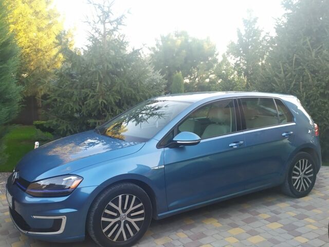 Синий Фольксваген Гольф, объемом двигателя 0 л и пробегом 84 тыс. км за 11200 $, фото 1 на Automoto.ua