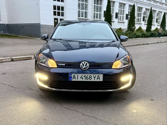 Синий Фольксваген Гольф, объемом двигателя 0 л и пробегом 77 тыс. км за 9300 $, фото 1 на Automoto.ua