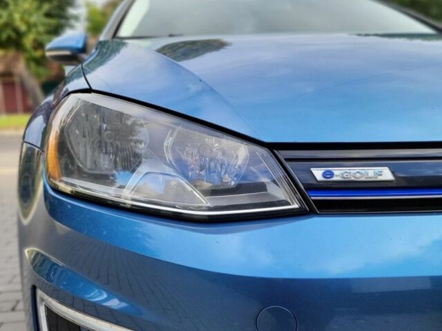 Фольксваген Гольф 2016 у Черкасах на Automoto.ua Синій Фольксваген Гольф, об'ємом двигуна 0 л та пробігом 100 тис. км за 8000 $, фото 8 на Automoto.ua