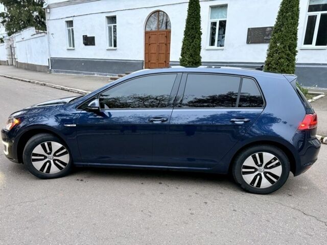 Синий Фольксваген Гольф, объемом двигателя 0 л и пробегом 77 тыс. км за 9300 $, фото 7 на Automoto.ua