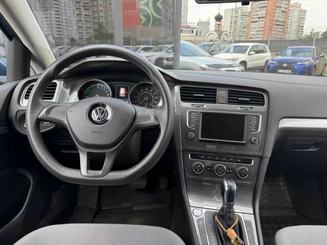 Синий Фольксваген Гольф, объемом двигателя 0 л и пробегом 128 тыс. км за 7990 $, фото 13 на Automoto.ua