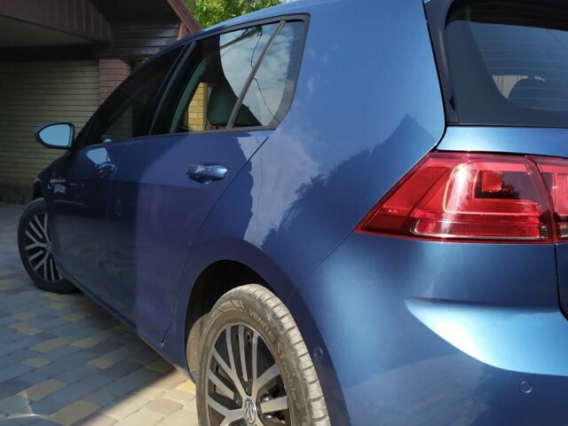 Синий Фольксваген Гольф, объемом двигателя 0 л и пробегом 84 тыс. км за 11200 $, фото 3 на Automoto.ua
