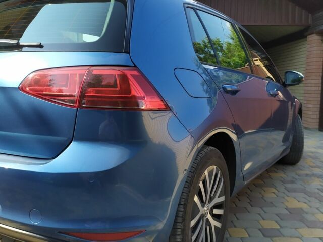 Синий Фольксваген Гольф, объемом двигателя 0 л и пробегом 84 тыс. км за 11200 $, фото 2 на Automoto.ua