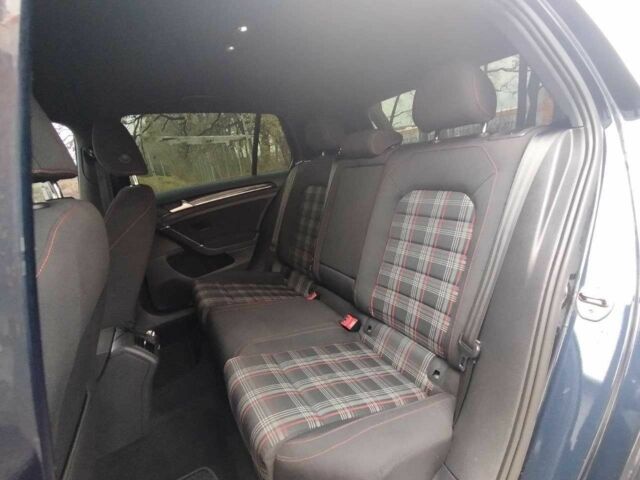 Синий Фольксваген Гольф, объемом двигателя 2 л и пробегом 149 тыс. км за 16390 $, фото 17 на Automoto.ua