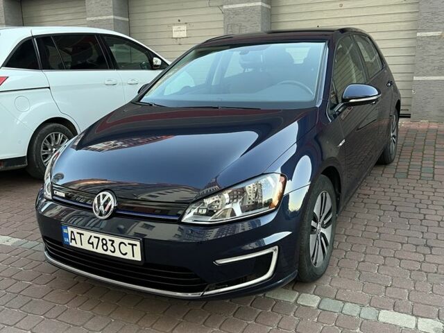 Синий Фольксваген Гольф, объемом двигателя 0 л и пробегом 53 тыс. км за 9699 $, фото 1 на Automoto.ua