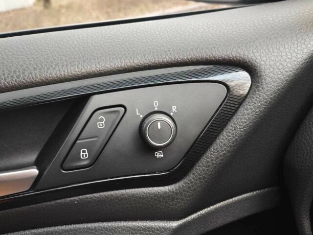 Синий Фольксваген Гольф, объемом двигателя 2 л и пробегом 149 тыс. км за 16390 $, фото 14 на Automoto.ua