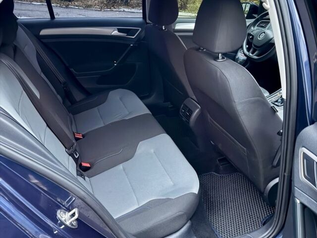 Синий Фольксваген Гольф, объемом двигателя 0 л и пробегом 77 тыс. км за 9300 $, фото 16 на Automoto.ua