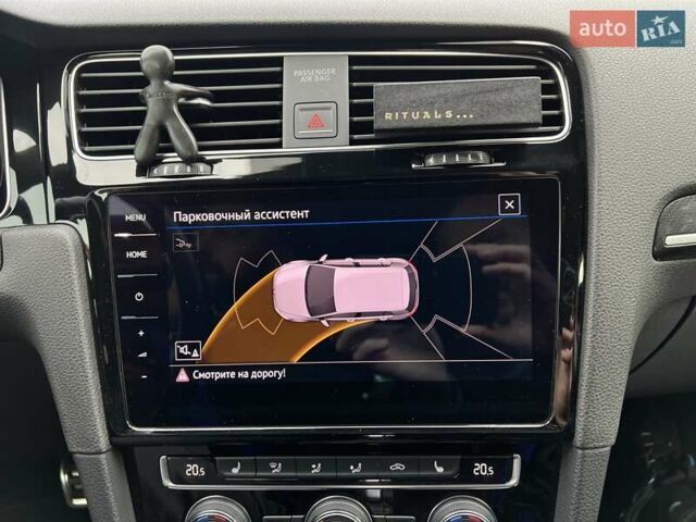 Синий Фольксваген Гольф, объемом двигателя 1.98 л и пробегом 41 тыс. км за 37777 $, фото 44 на Automoto.ua