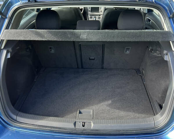 Синий Фольксваген Гольф, объемом двигателя 1.8 л и пробегом 90 тыс. км за 12500 $, фото 15 на Automoto.ua