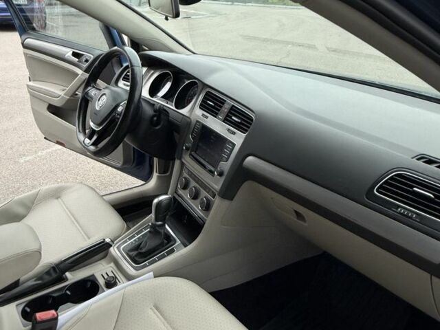 Синий Фольксваген Гольф, объемом двигателя 1.8 л и пробегом 153 тыс. км за 12700 $, фото 10 на Automoto.ua