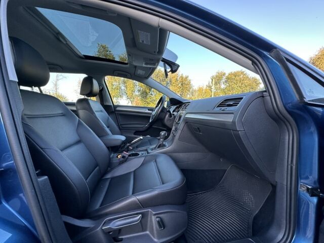 Синий Фольксваген Гольф, объемом двигателя 1.8 л и пробегом 112 тыс. км за 11900 $, фото 17 на Automoto.ua