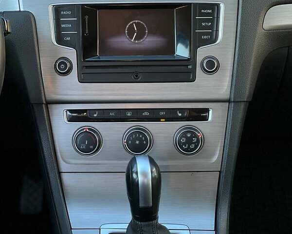 Синий Фольксваген Гольф, объемом двигателя 1.8 л и пробегом 158 тыс. км за 12900 $, фото 25 на Automoto.ua