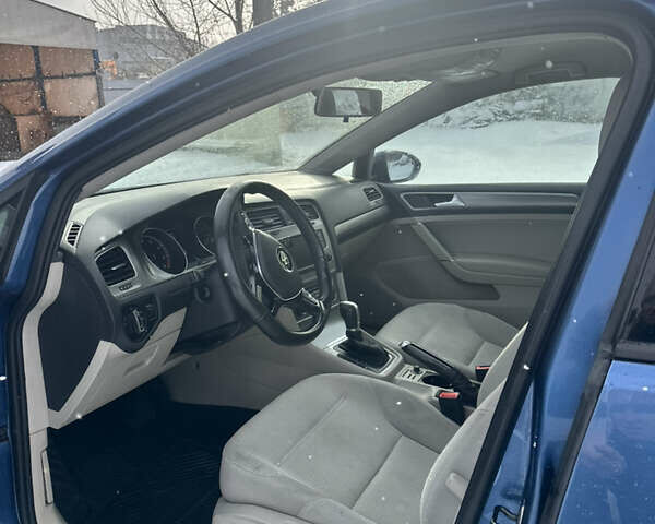 Синий Фольксваген Гольф, объемом двигателя 1.8 л и пробегом 73 тыс. км за 12900 $, фото 5 на Automoto.ua