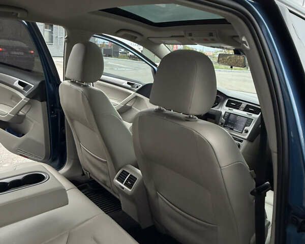 Синий Фольксваген Гольф, объемом двигателя 1.8 л и пробегом 154 тыс. км за 12700 $, фото 15 на Automoto.ua