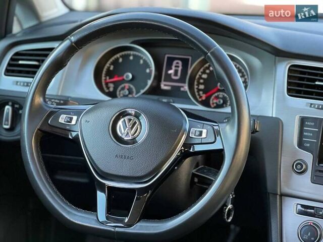 Синий Фольксваген Гольф, объемом двигателя 1.8 л и пробегом 158 тыс. км за 12900 $, фото 26 на Automoto.ua