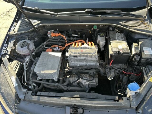 Фольксваген Гольф 2017 в Виннице на Automoto.ua Синий Фольксваген Гольф, объемом двигателя 0 л и пробегом 130 тыс. км за 12500 $, фото 7 на Automoto.ua