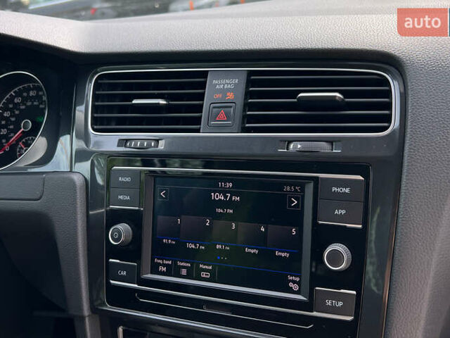 Синий Фольксваген Гольф, объемом двигателя 1.8 л и пробегом 105 тыс. км за 12999 $, фото 9 на Automoto.ua