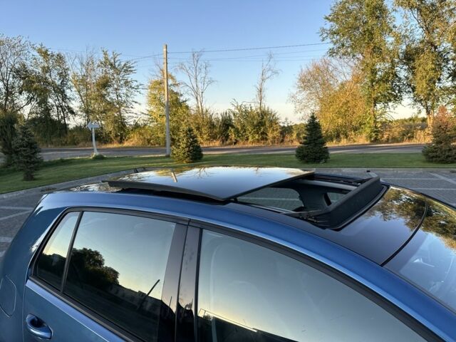 Синий Фольксваген Гольф, объемом двигателя 1.8 л и пробегом 112 тыс. км за 11900 $, фото 11 на Automoto.ua