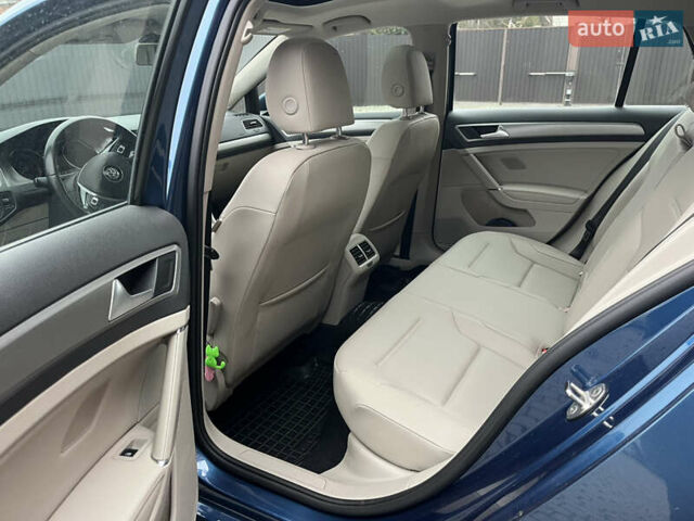 Синій Фольксваген Гольф, об'ємом двигуна 1.8 л та пробігом 58 тис. км за 15200 $, фото 17 на Automoto.ua