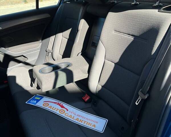 Синий Фольксваген Гольф, объемом двигателя 1.8 л и пробегом 158 тыс. км за 12900 $, фото 22 на Automoto.ua