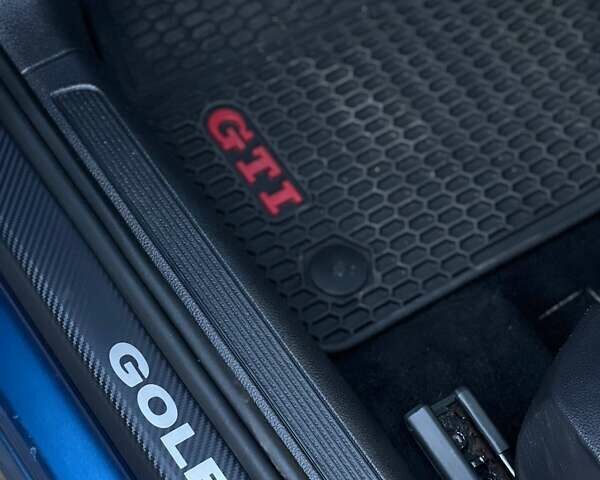 Синий Фольксваген Гольф, объемом двигателя 1.8 л и пробегом 158 тыс. км за 12900 $, фото 18 на Automoto.ua