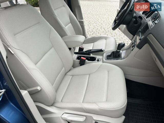 Синій Фольксваген Гольф, об'ємом двигуна 1.8 л та пробігом 58 тис. км за 15200 $, фото 26 на Automoto.ua