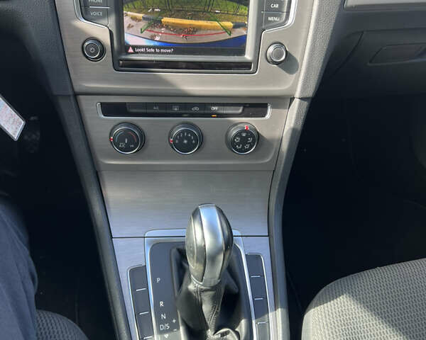 Синий Фольксваген Гольф, объемом двигателя 1.8 л и пробегом 90 тыс. км за 12500 $, фото 13 на Automoto.ua