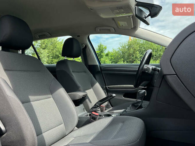 Синий Фольксваген Гольф, объемом двигателя 1.8 л и пробегом 105 тыс. км за 12999 $, фото 8 на Automoto.ua