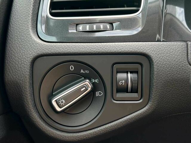 Синій Фольксваген Гольф, об'ємом двигуна 1.8 л та пробігом 105 тис. км за 11999 $, фото 22 на Automoto.ua