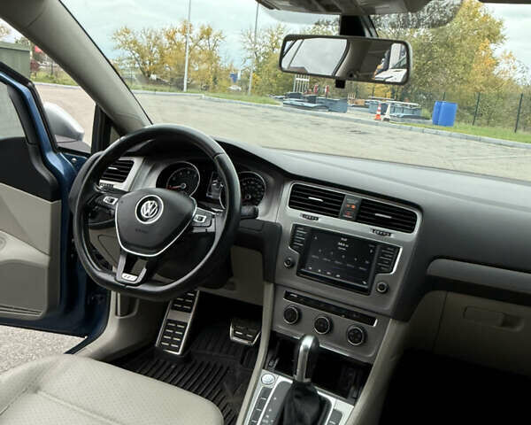 Синий Фольксваген Гольф, объемом двигателя 1.8 л и пробегом 154 тыс. км за 12700 $, фото 22 на Automoto.ua