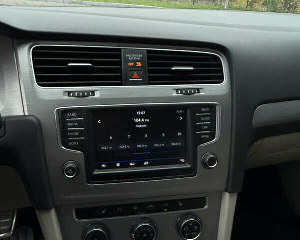 Синий Фольксваген Гольф, объемом двигателя 1.8 л и пробегом 154 тыс. км за 12700 $, фото 19 на Automoto.ua