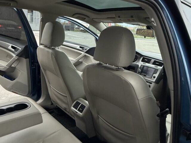 Синий Фольксваген Гольф, объемом двигателя 1.8 л и пробегом 153 тыс. км за 12700 $, фото 11 на Automoto.ua