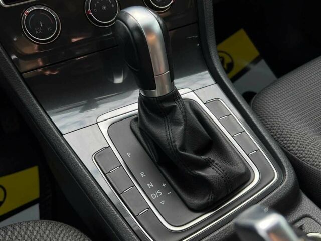 Синій Фольксваген Гольф, об'ємом двигуна 1.8 л та пробігом 105 тис. км за 11999 $, фото 14 на Automoto.ua