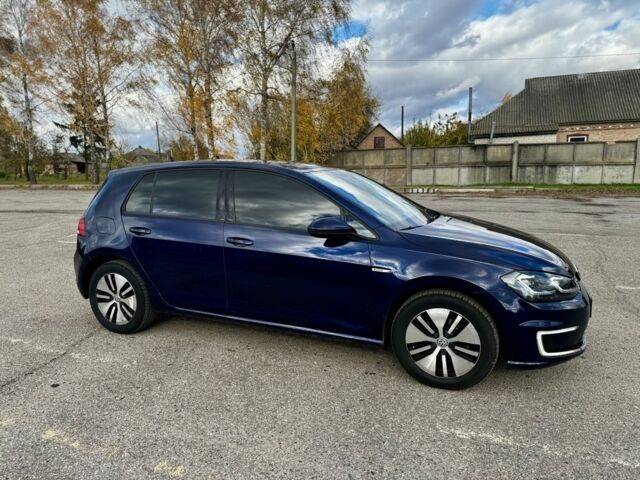 Синий Фольксваген Гольф, объемом двигателя 0 л и пробегом 83 тыс. км за 11500 $, фото 2 на Automoto.ua