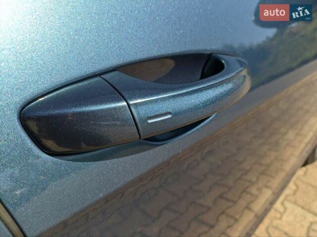 Синій Фольксваген Гольф, об'ємом двигуна 1.8 л та пробігом 95 тис. км за 18000 $, фото 14 на Automoto.ua