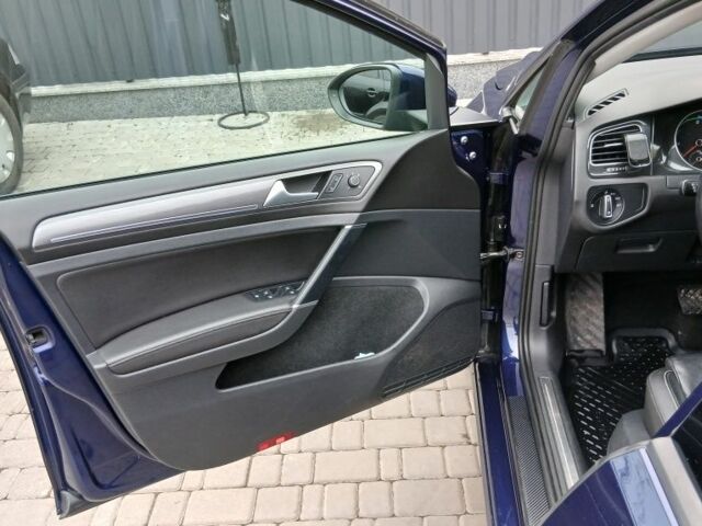 Синий Фольксваген Гольф, объемом двигателя 0 л и пробегом 152 тыс. км за 12700 $, фото 6 на Automoto.ua