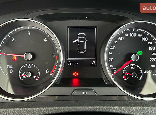 Синий Фольксваген Гольф, объемом двигателя 1.6 л и пробегом 217 тыс. км за 16950 $, фото 14 на Automoto.ua