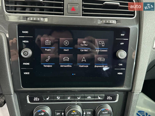 Синий Фольксваген Гольф, объемом двигателя 1.6 л и пробегом 217 тыс. км за 16950 $, фото 29 на Automoto.ua