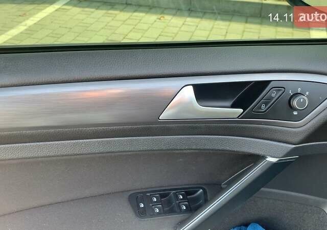 Синий Фольксваген Гольф, объемом двигателя 0 л и пробегом 47 тыс. км за 12500 $, фото 31 на Automoto.ua