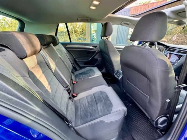 Синий Фольксваген Гольф, объемом двигателя 2 л и пробегом 125 тыс. км за 10400 $, фото 14 на Automoto.ua