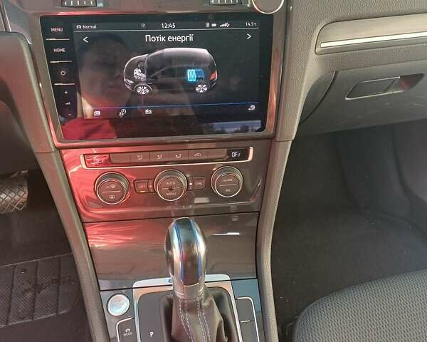 Фольксваген Гольф 2018 в Ужгороде на Automoto.ua Синий Фольксваген Гольф, объемом двигателя 0 л и пробегом 123 тыс. км за 13000 $, фото 2 на Automoto.ua