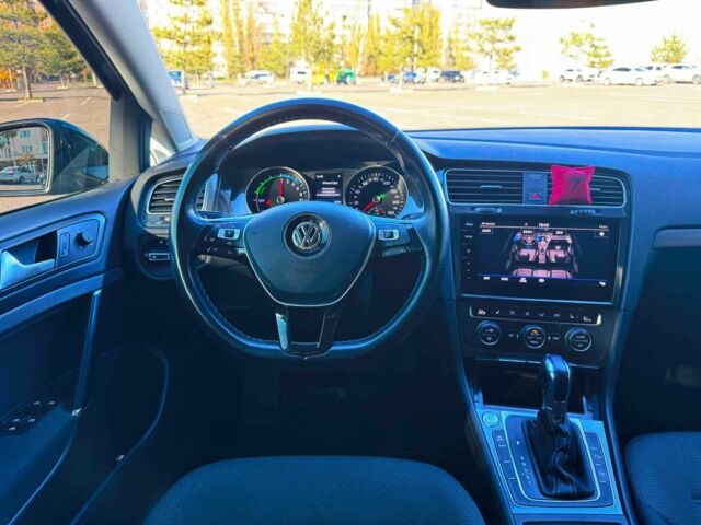 Синий Фольксваген Гольф, объемом двигателя 0 л и пробегом 128 тыс. км за 13999 $, фото 7 на Automoto.ua