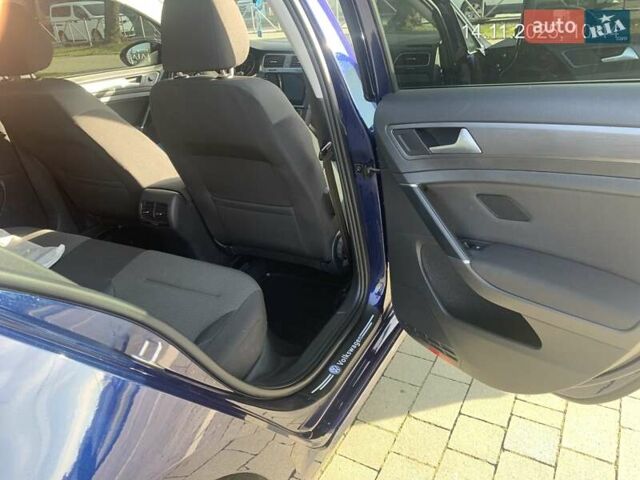 Синий Фольксваген Гольф, объемом двигателя 0 л и пробегом 47 тыс. км за 12500 $, фото 11 на Automoto.ua